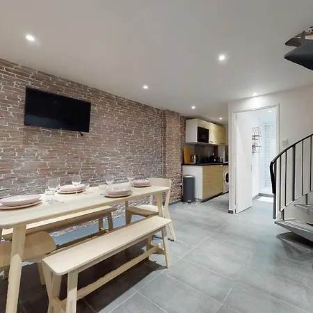 Superbe Loft Avec Patio - Tour Eiffel Lägenhet *