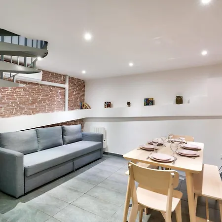 Superbe Loft Avec Patio - Tour Eiffel 巴黎