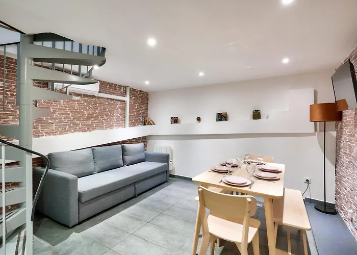 Superbe Loft Avec Patio - Tour Eiffel Paris