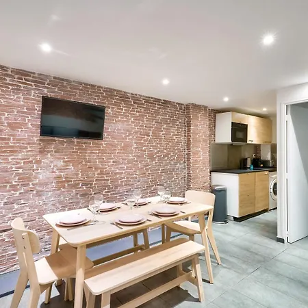 Superbe Loft Avec Patio - Tour Eiffel Appartement *