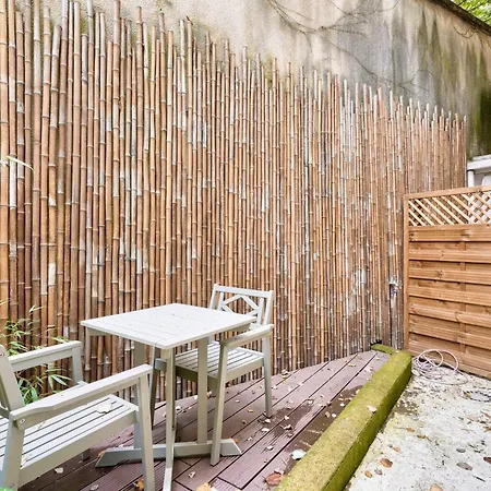 Superbe Loft Avec Patio - Tour Eiffel *