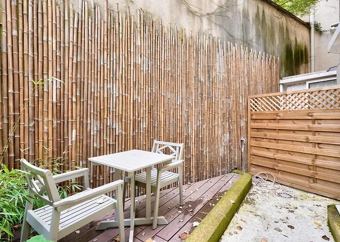 Superbe Loft Avec Patio - Tour Eiffel *