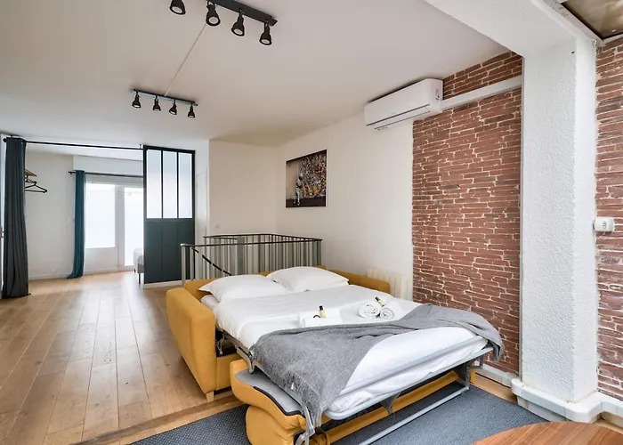 Superbe Loft Avec Patio - Tour Eiffel Lägenhet